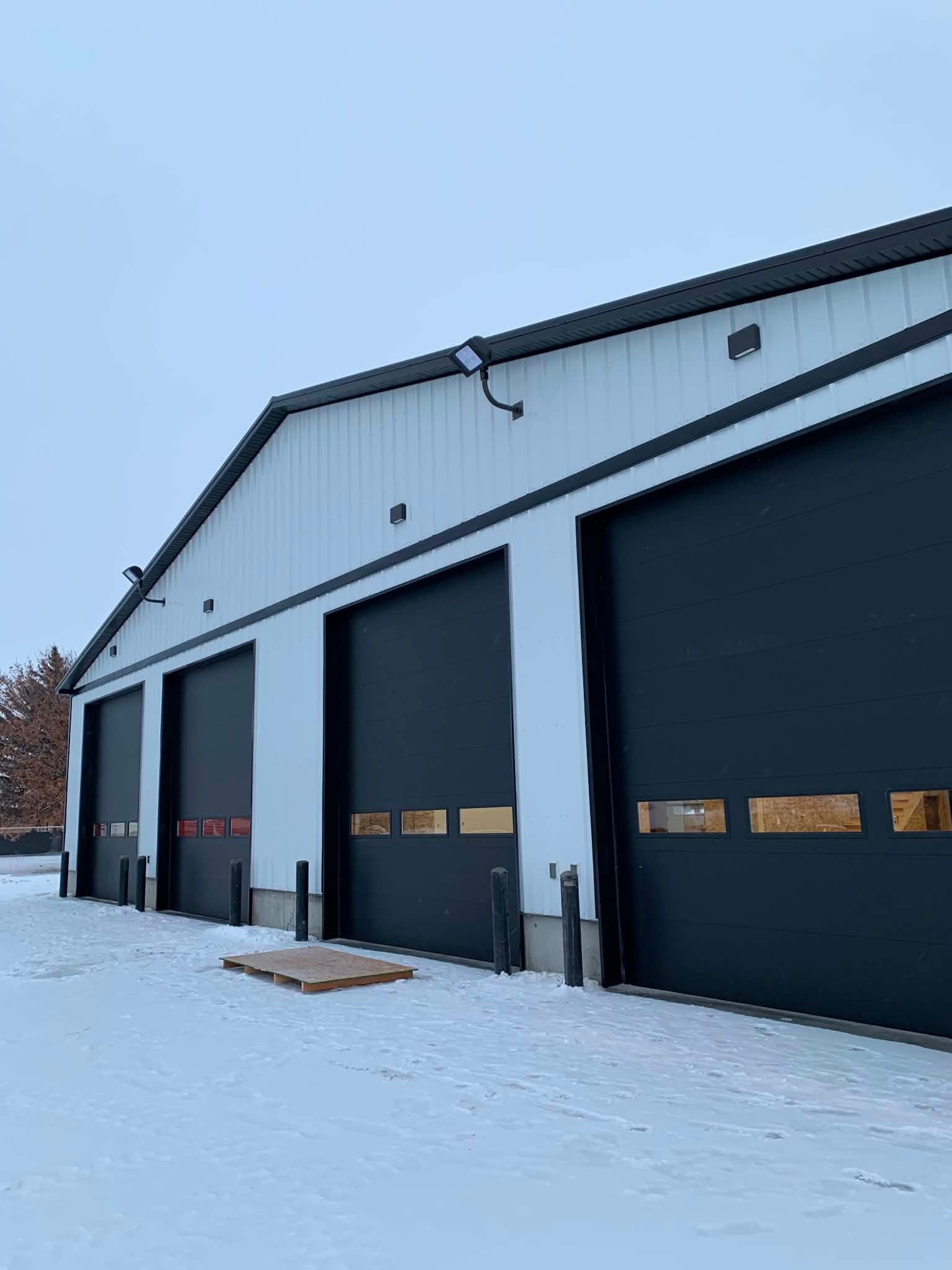 Commercial exterior lighting